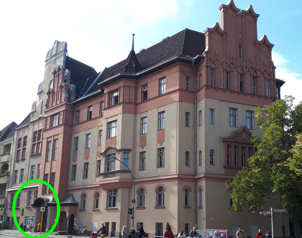 Gemeindehaus Zum Guten Hirten, Bundesallee 76A